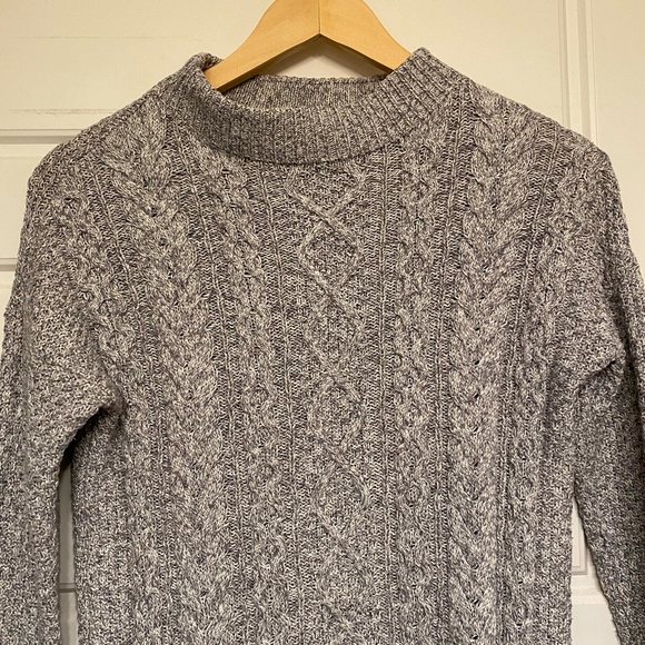 Old Navy Cable-Knit Mock Neck Heather Grey Sweater - Picture 2 of 8